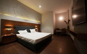 The Rohini Mansion A Unit Of The Monsoon & Pearl Palace