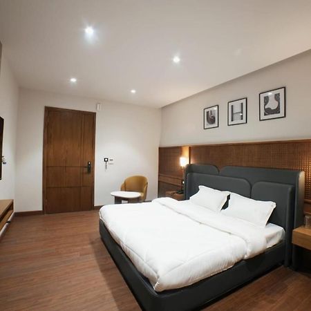 The Rohini Mansion A Unit Of The Monsoon & Pearl Palace Yamuna Nagar Exterior photo