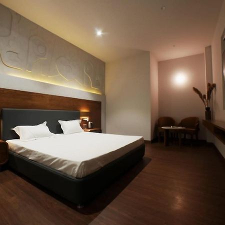 The Rohini Mansion A Unit Of The Monsoon & Pearl Palace Yamuna Nagar Exterior photo